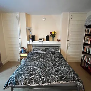 With A View Homestay London